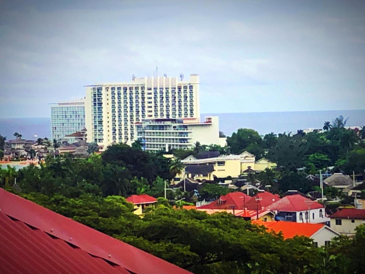 Mystic Ridge Paradise Ocho Rios Exterior photo